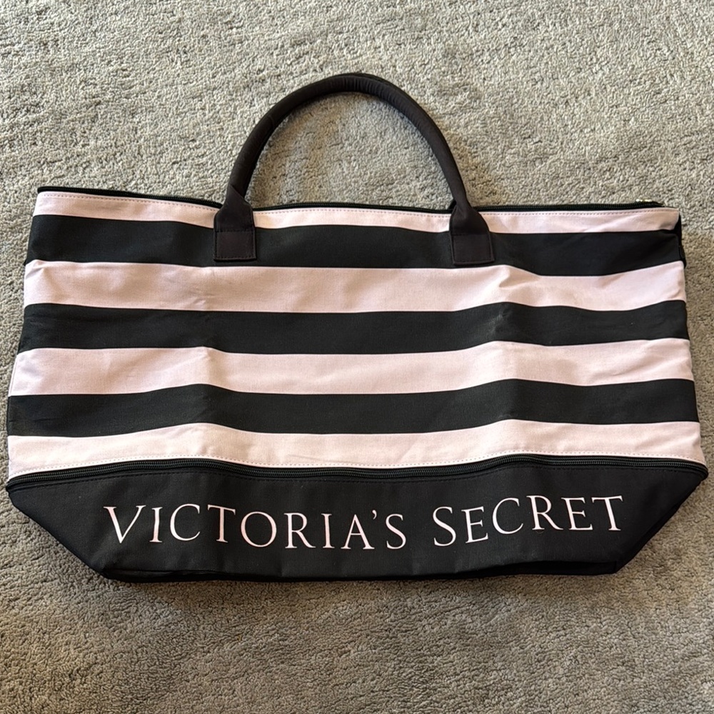 New without tags Victoria's Secret Black and Pink Canvas Tote